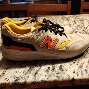 New Balance 977 Moonbeam